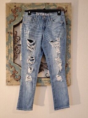 🔥🔥CLEARANCE🔥🔥 Hydraulic Women's Distressed Skinny Jeans. Size 3/4